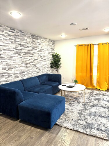 Serene 3-bedroom apartment with AC in Atlanta