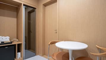 Habitación Premier doble, no fumadores | Ropa de cama de alta calidad, escritorio, wifi gratis y ropa de cama