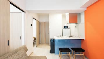 Basic Triple Room | Interior