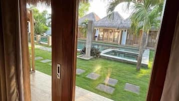 Phòng đôi hoặc 2 giường đơn Tiêu chuẩn, quang cảnh hồ bơi | Nội thất
