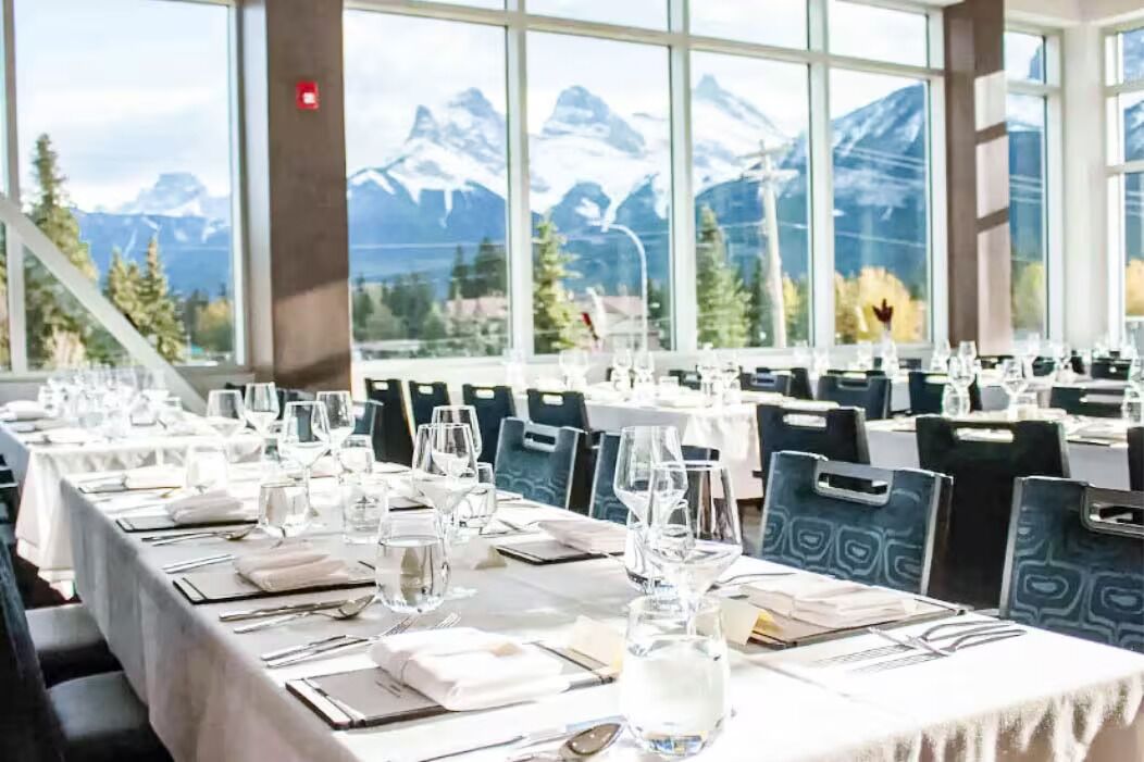 Banquet hall