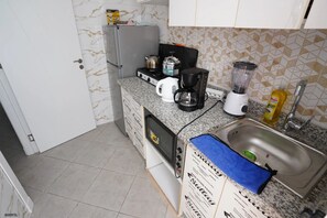 Appartement, 2 chambres, balcon, vue ville | Cuisine privée