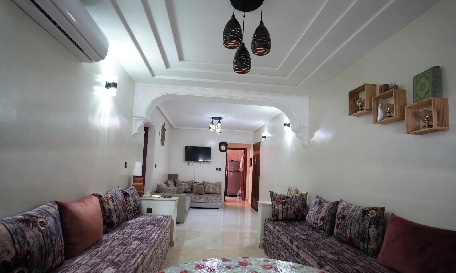 Apartment, 2 Bedrooms, Balcony, City View | Living room