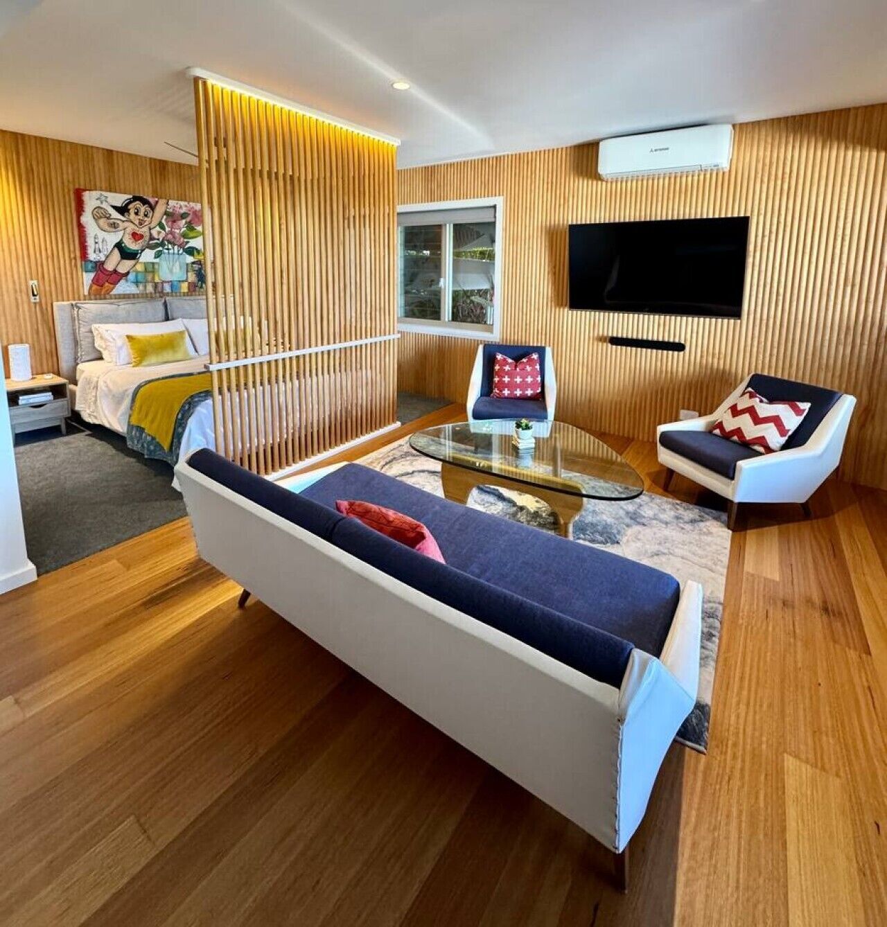 3 bedrooms, WiFi (free), bed sheets
