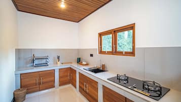 Villa, Garden View | Private kitchenette | Mini-fridge, dishwasher, cookware/dishes/utensils