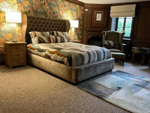 Superior Double Room, Garden View | Blackout curtains, soundproofing, iron/ironing board (on request) - Rorrington Hall Bed & Breakfast (Chirbury)