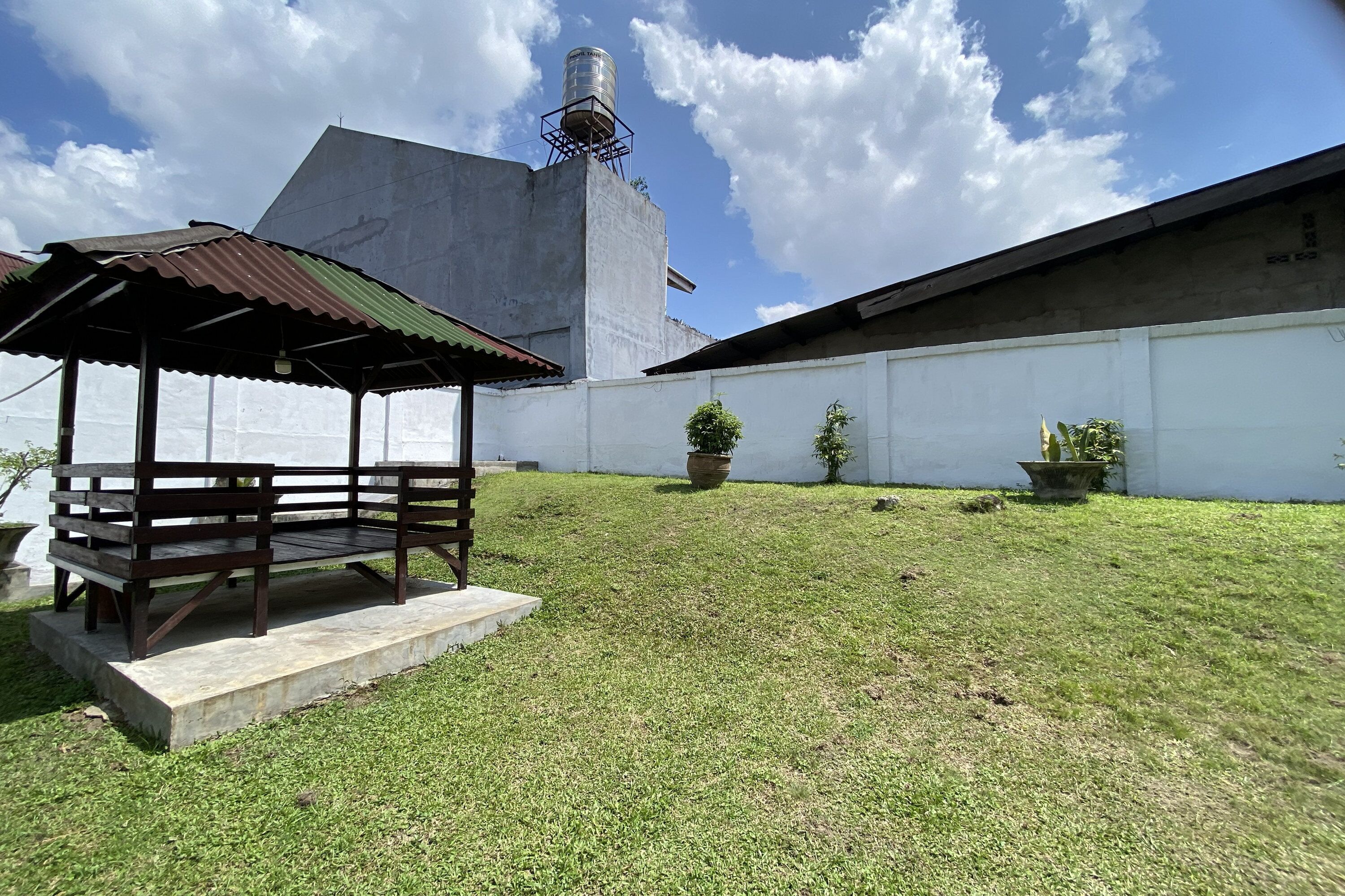 Hall