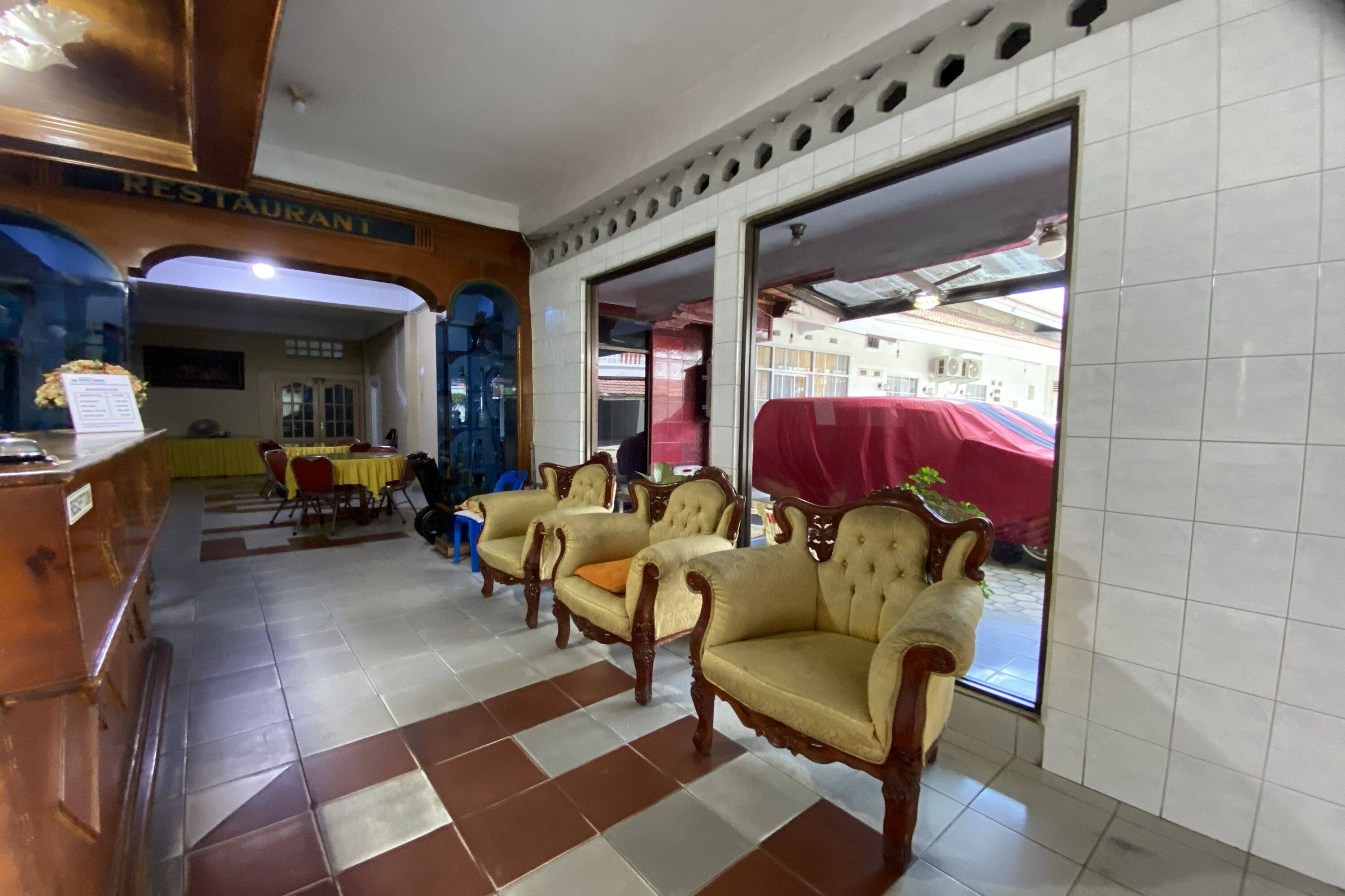 Lobby sitting area