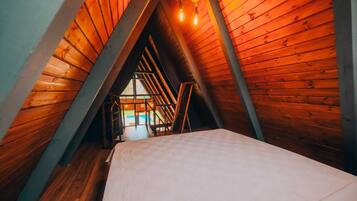 House, Private Pool | WiFi (free)