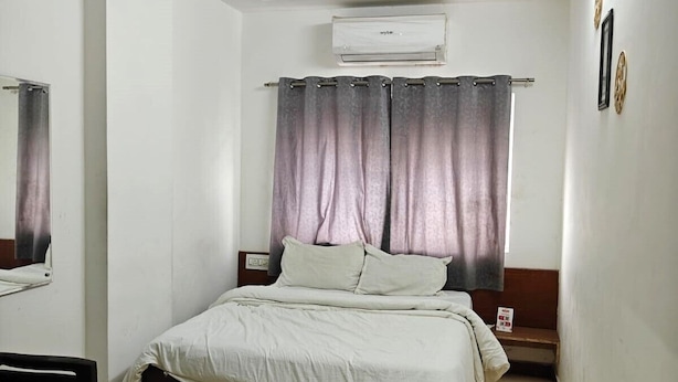 Standard Room, City View | Desk, WiFi (free), bed sheets - Hotel The One (Rajkot)