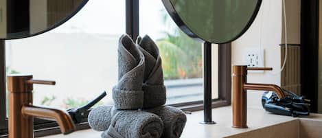Villa | Bathroom | Bidet