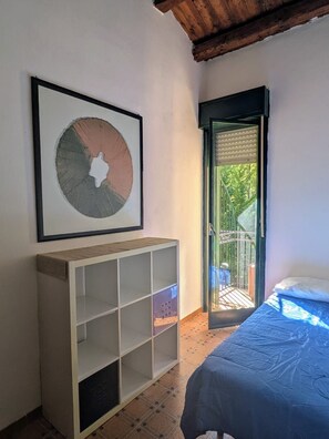 2 bedrooms, iron/ironing board, WiFi, bed sheets - 🌿Vacation rentals, relaxation, and the beach just a stone's throw from Cefalù. 🏖️ (Cefalù)
