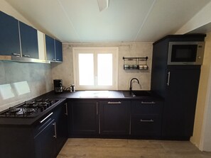 Private kitchen - La Cachada (Montfermier)