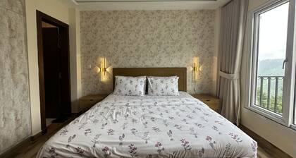 Mountain View Apartment Murree Sleeps 6