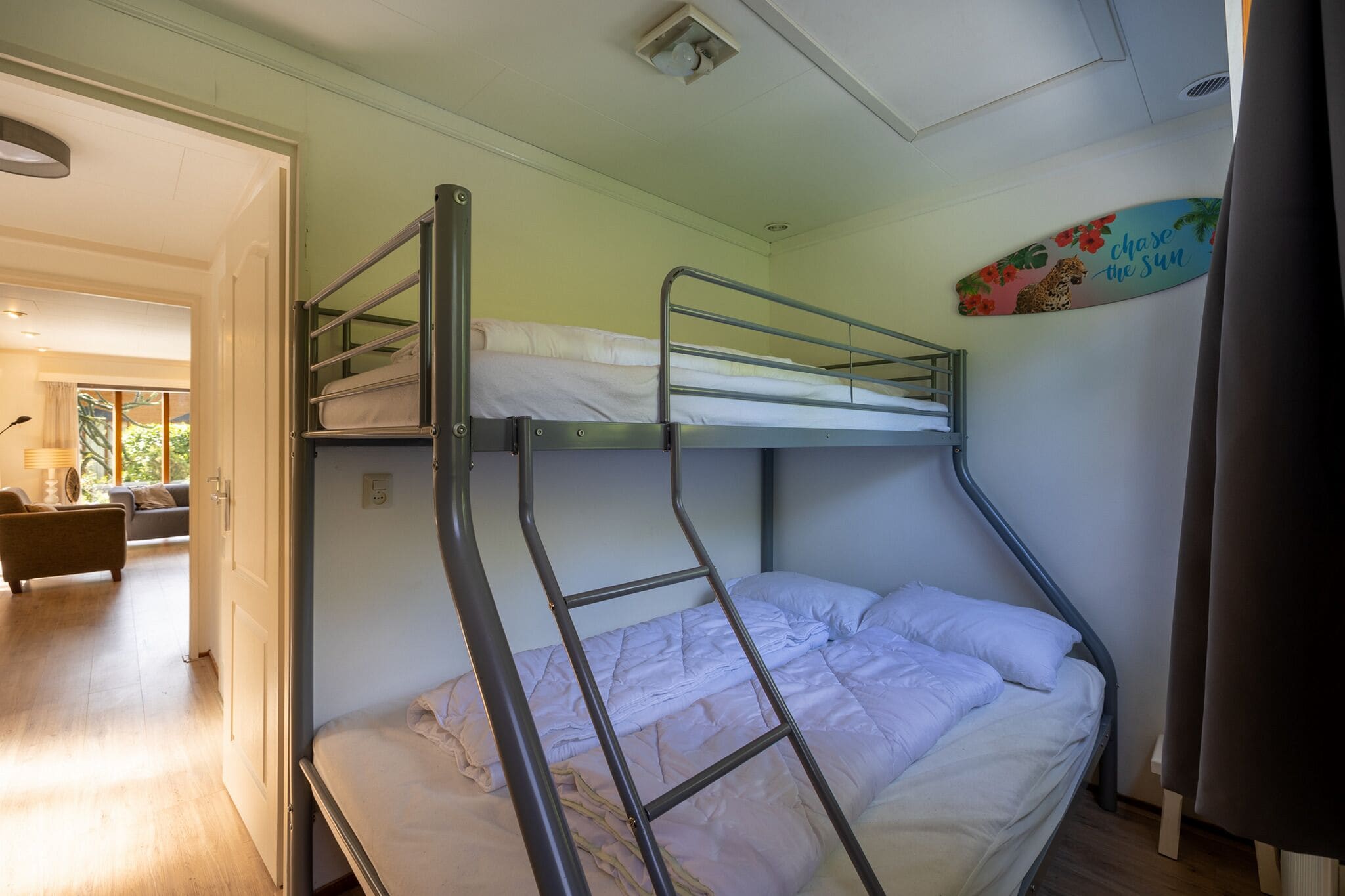 2 Schlafzimmer, Reisekinderbett, WLAN