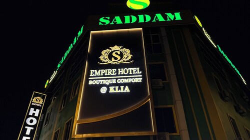 S Empire Hotel