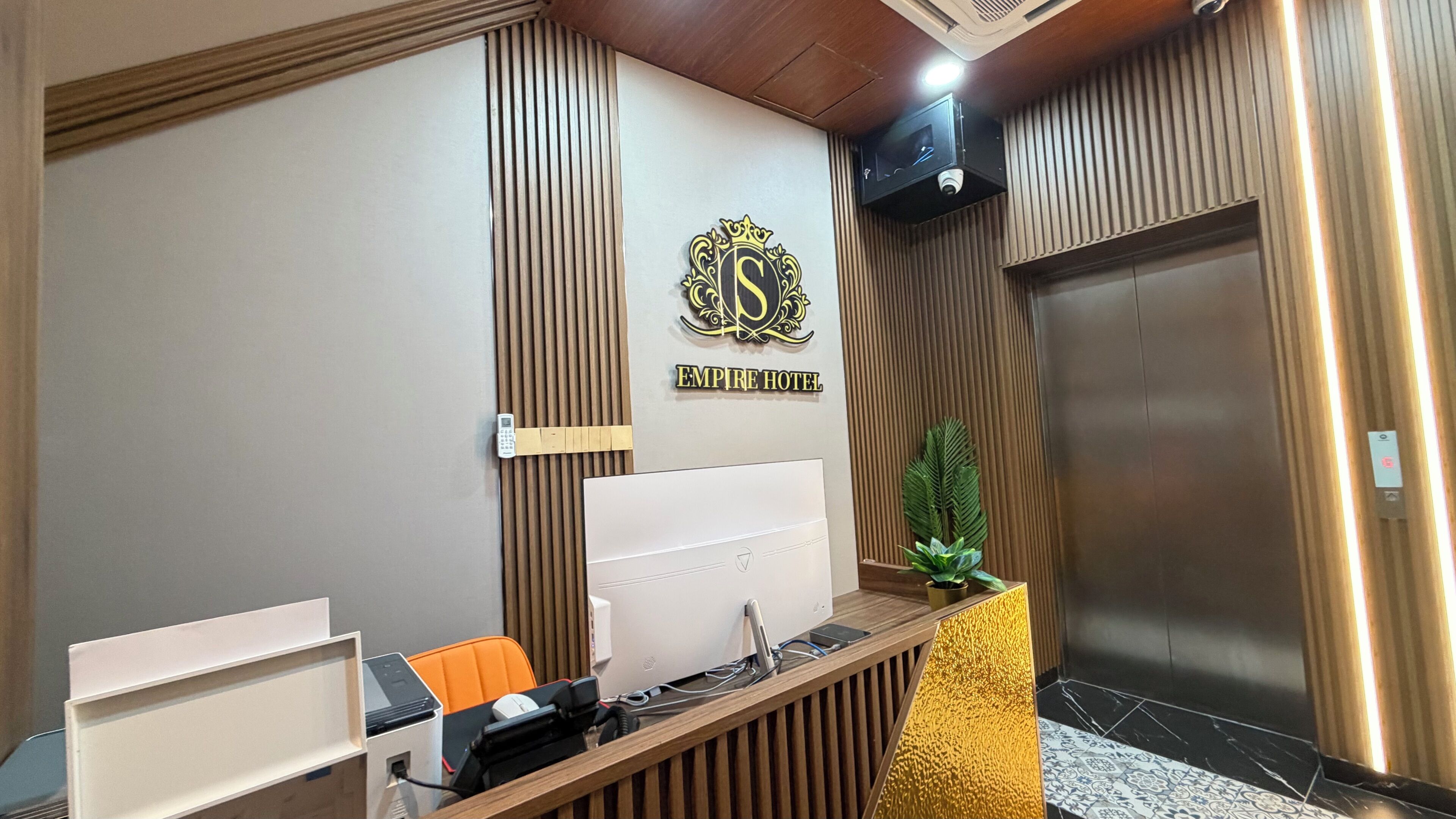 Meja sambut tetamu