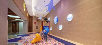 LANDISON HUABIN HOT-SPRING HOTEL SHAANXI