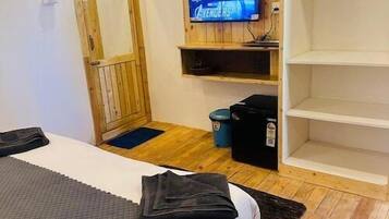 Premium Twin Room | WiFi (free)