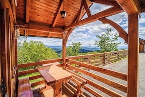 Cabaña estándar, vista al valle | Terraza o patio