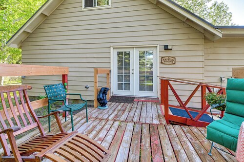 6 Mi to Crater Lake NP / Quiet & Secluded Home
