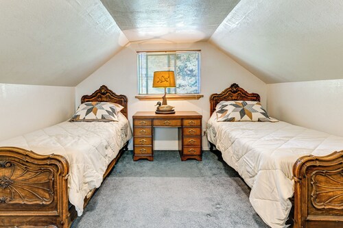6 Mi to Crater Lake NP / Quiet & Secluded Home