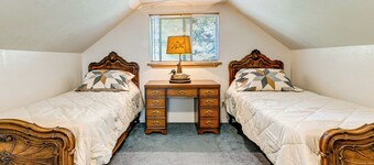 6 Mi to Crater Lake NP / Quiet & Secluded Home