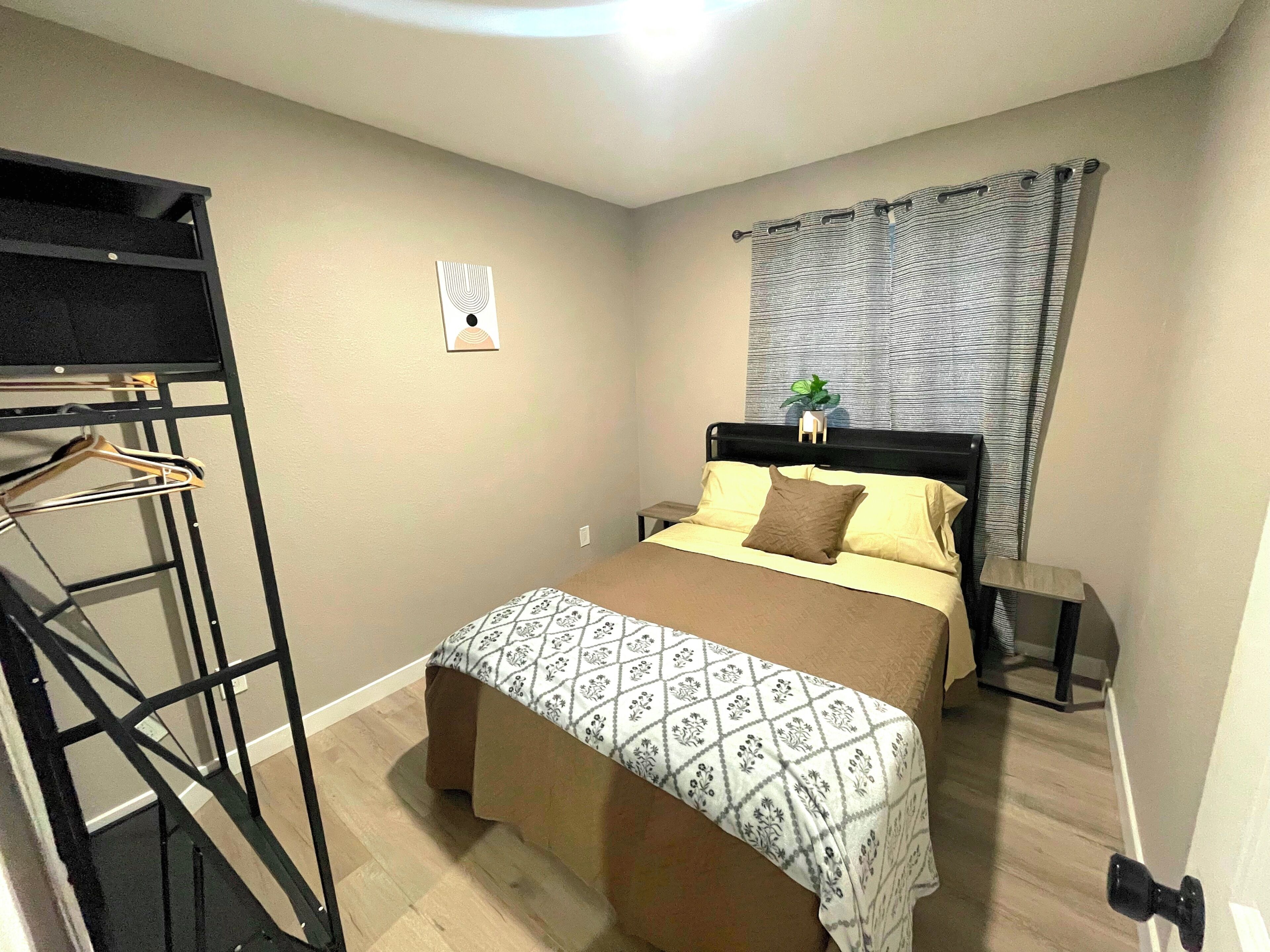 3 bedrooms, WiFi, bed sheets