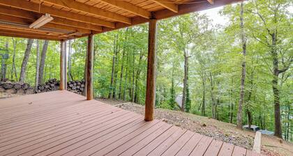 Charming Resort Cabin at Lake Hiwassee!
