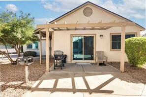 Terrace/patio - Walkable Tempe Condo < 1 Mi to ASU Campus! (Tempe)