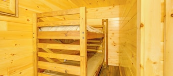 Cabin w/ Lake Access at Letchworth Valley Resort