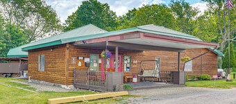 Cabin w/ Lake Access at Letchworth Valley Resort