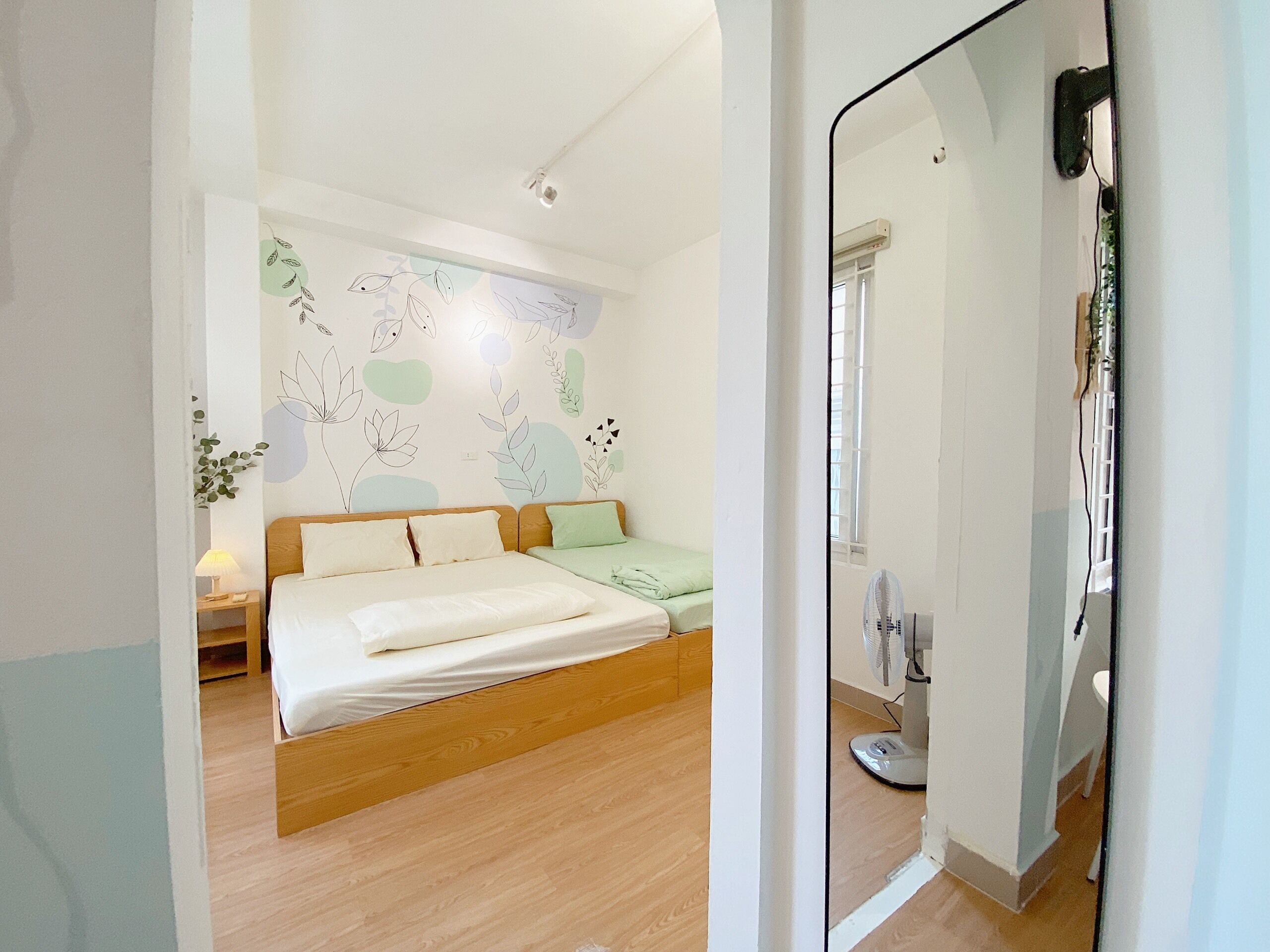 1 dormitori, planxa i posts de planxar, wifi i roba de llit 