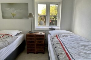 Room - Holiday apartment in Nebel with Wi-Fi (Nebel)