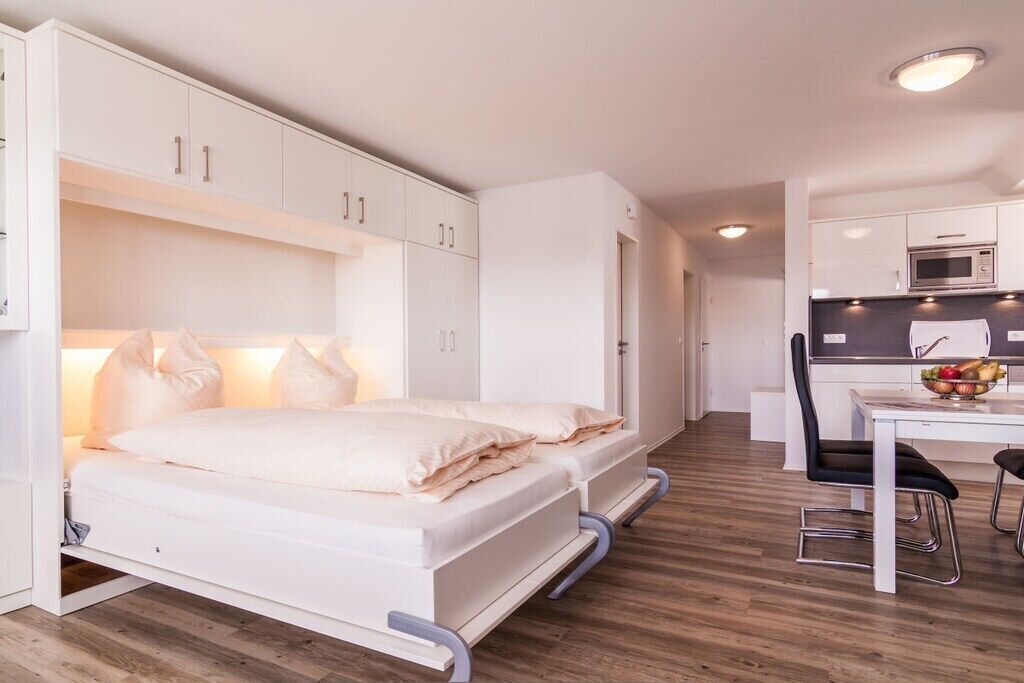 1 bedroom, WiFi (free), bed sheets