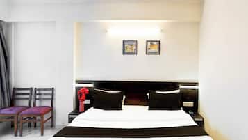 Desk, WiFi (free), bed sheets