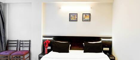 Desk, free WiFi, bed sheets