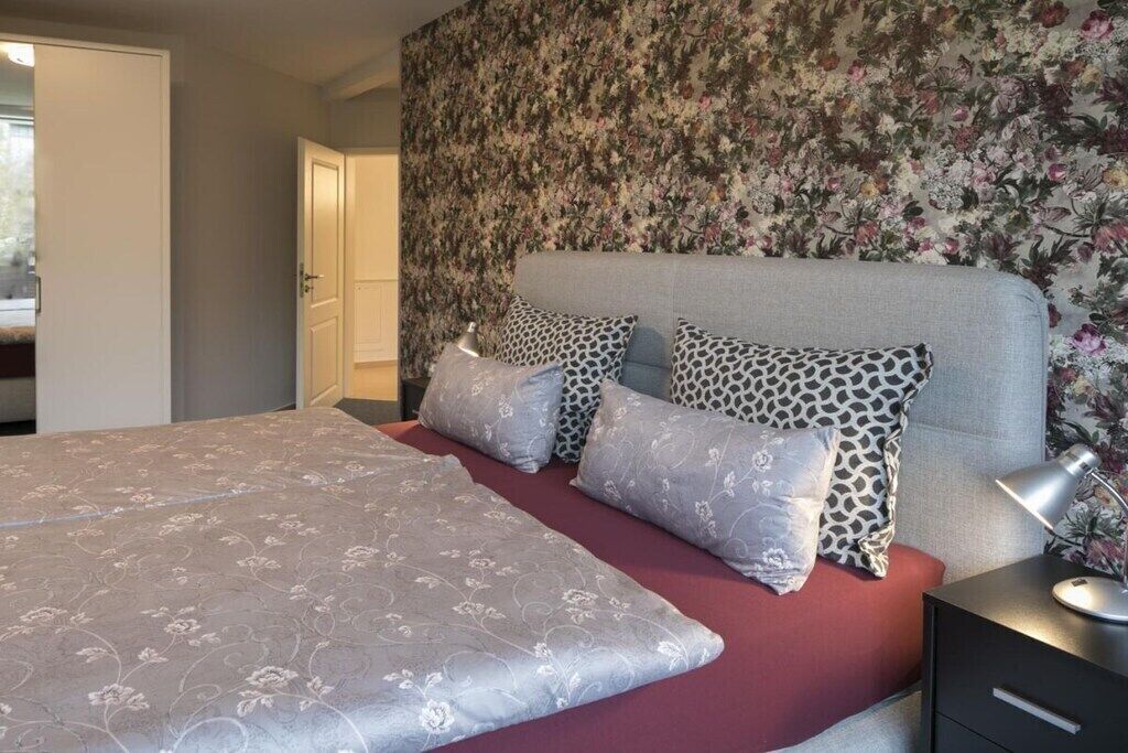 1 chambre, bureau, fer et planche à repasser, Wi-Fi gratuit