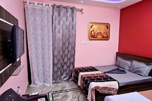 S4 Homestay 