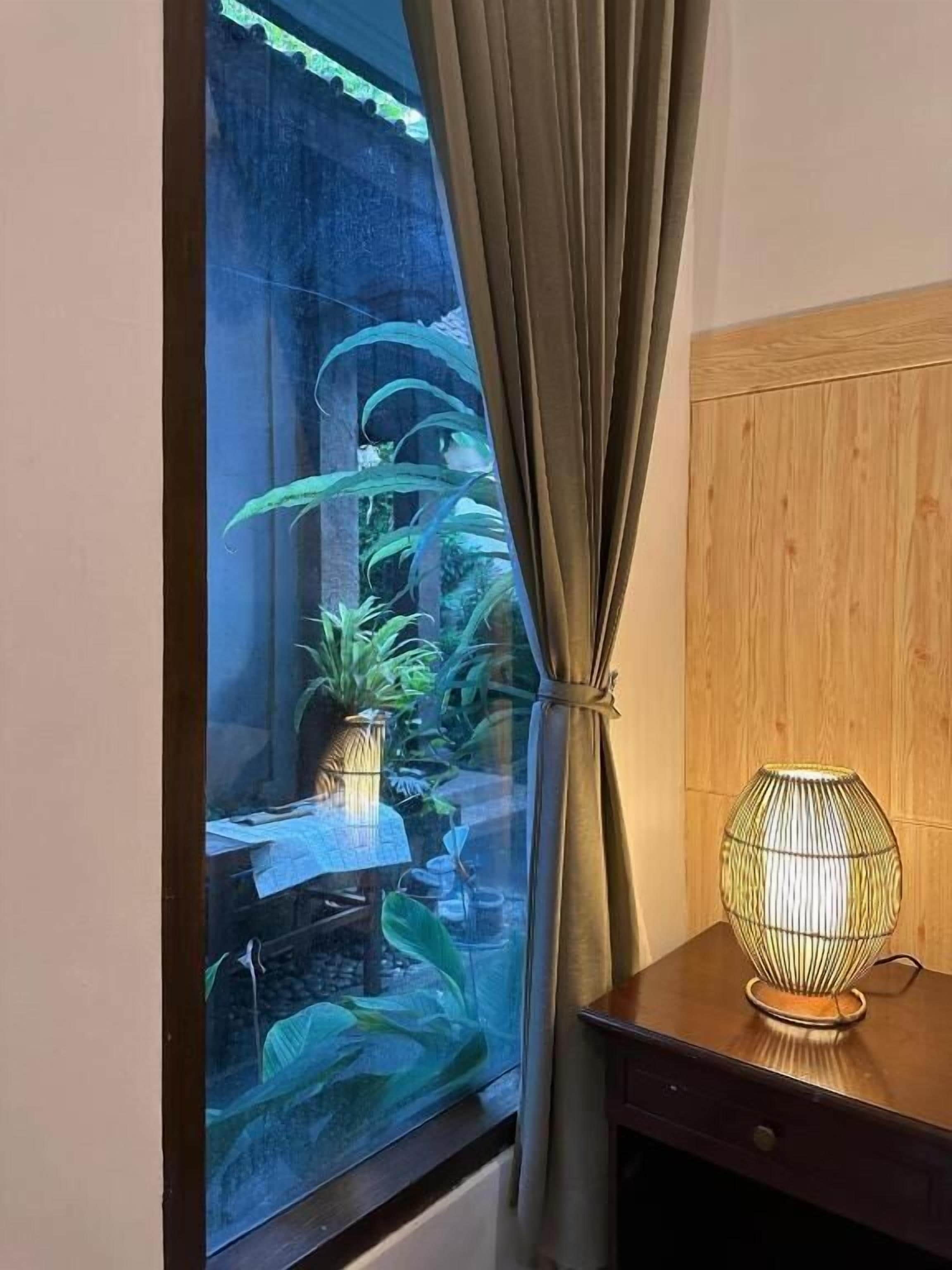 ห้องดีลักซ์ดับเบิล, ระเบียง, วิวสวน | ภายใน