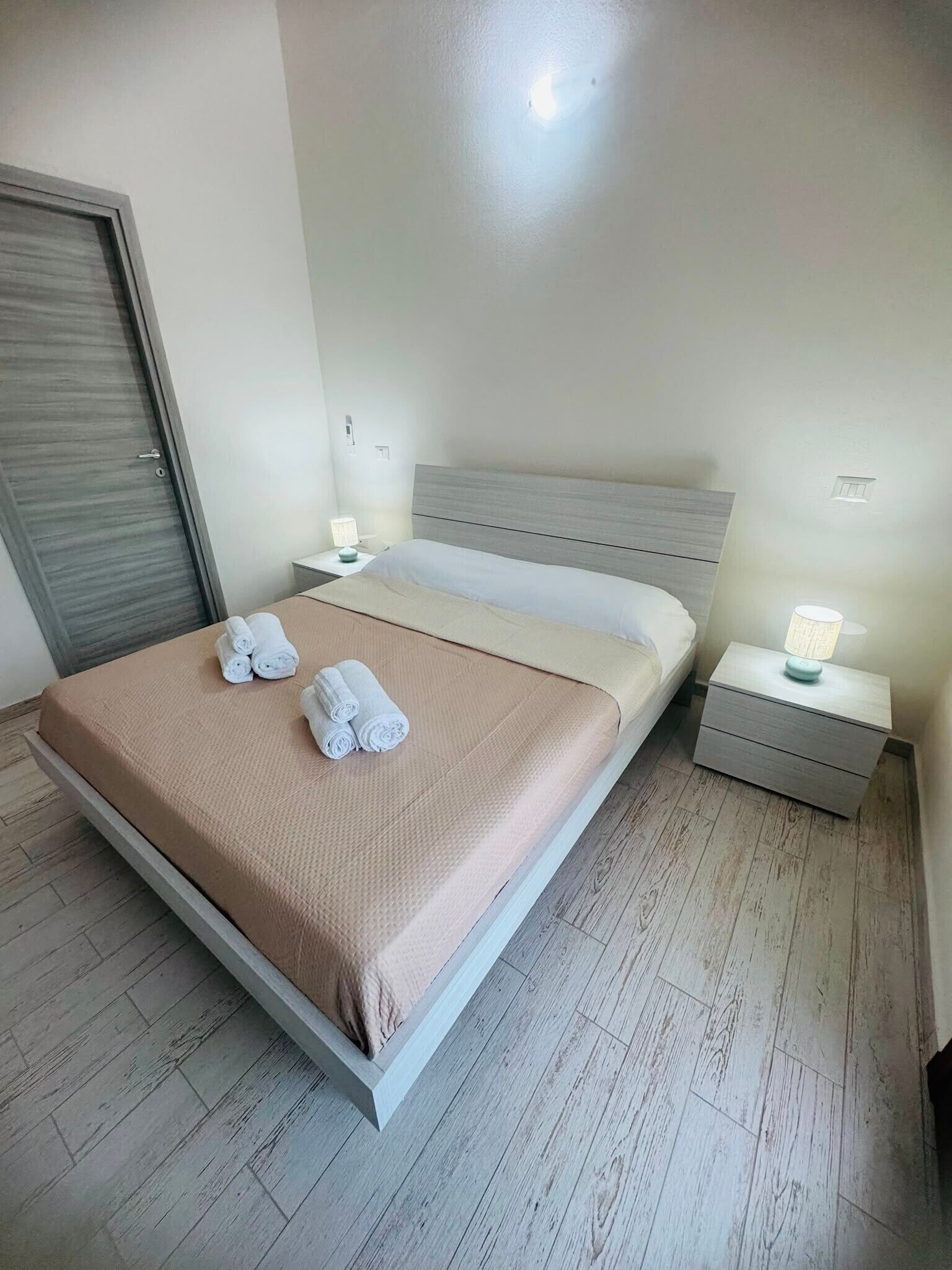 1 間睡房、熨斗/熨衫板、Wi-Fi、床單