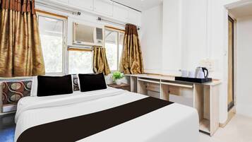Bureau, Wi-Fi gratuit, draps fournis