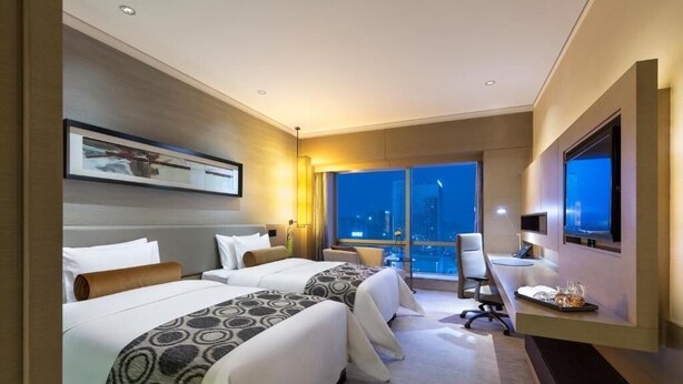 Chambre supérieure avec lits jumeaux, vue sur la ville