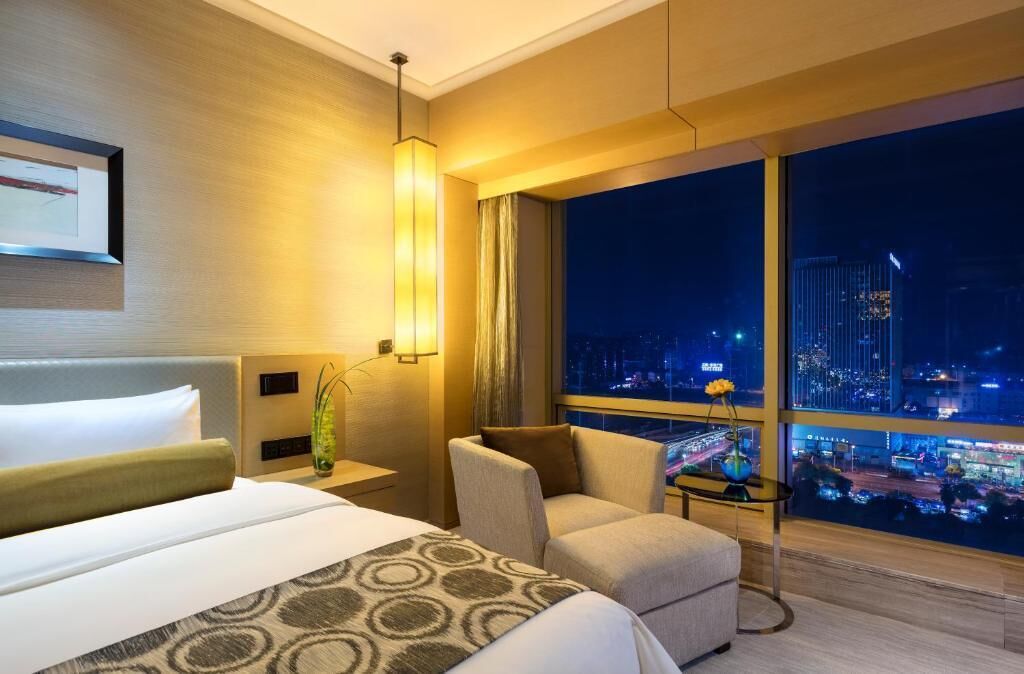 In-room safe, desk, laptop workspace, soundproofing