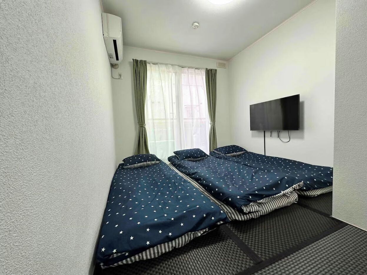 1 chambre, fer et planche à repasser, lit parapluie, Wi-Fi