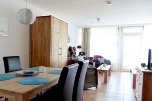 Dining - Kaiserhof Apartment 105, Type C (Grömitz)