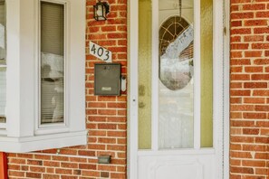 Exterior detail - Essex Smart Stay - Torner Road (Essex)