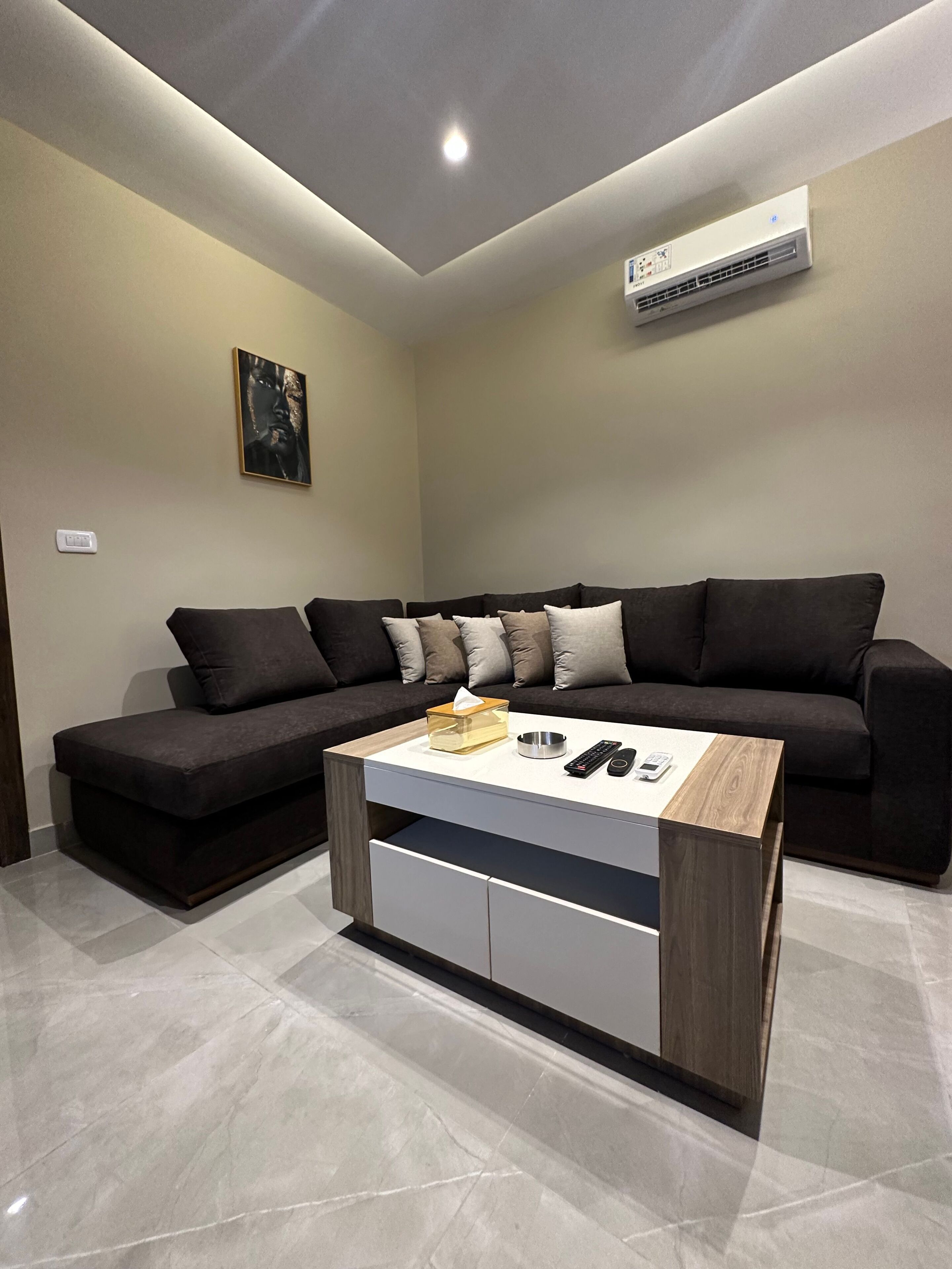 Apartment, 1 Bedroom, Accessible, Smoking | Living room