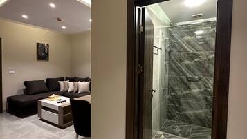 Apartment, 1 Bedroom, Accessible, Smoking | Living room