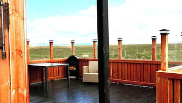 Cabin, 3 Bedrooms | Balcony